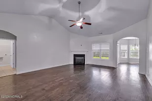 402 Derrick Dr, Sneads Ferry, NC 28460 - Photo 5