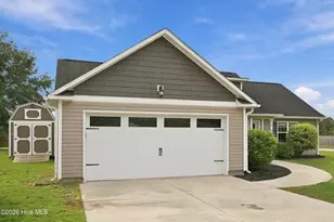 393 Haw Branch Rd, Richlands, NC 28574 - Photo 7