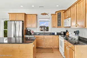 1604 Ocean Blvd, Topsail Beach, NC 28445 - Photo 15