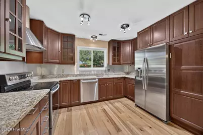 1009 Bay Creek Drive, Wilmington, NC 28405 - Photo 11