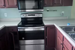 10165 Creekside Dr SE, Leland, NC 28451 - Photo 5