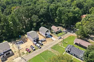 215 E Moore St, Robbins, NC 27325 - Photo 31