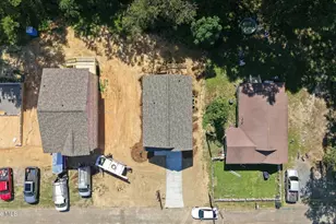 215 E Moore St, Robbins, NC 27325 - Photo 33