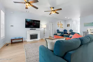 122 NE 12th St, Oak Island, NC 28465 - Photo 9