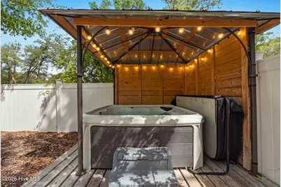 122 NE 12th Street, Oak Island, NC 28465 - Photo 5