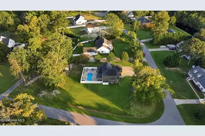 101 E Robin Court, South Mills, NC 27976 - Photo 37