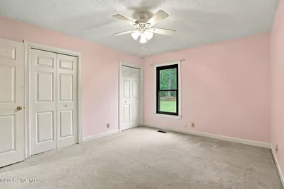 203 W Raintree Lane, Goldsboro, NC 27534 - Photo 35