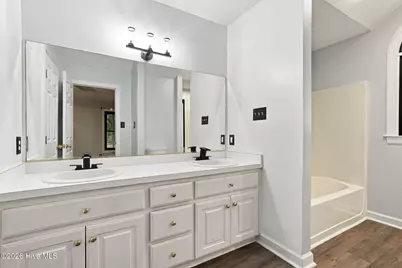 203 W Raintree Lane, Goldsboro, NC 27534 - Photo 25