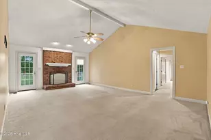 203 W Raintree Ln, Goldsboro, NC 27534 - Photo 11