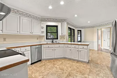 203 W Raintree Lane, Goldsboro, NC 27534 - Photo 17