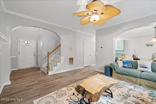 8203 Shadow Stone Ct, Raleigh, NC 27613 - Photo 3