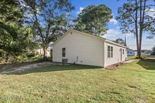 316 S Gum South St, Warsaw, NC 28398 - Photo 7
