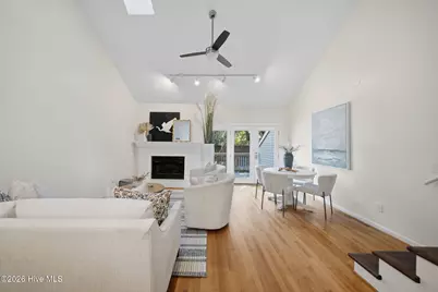 1800 Eastwood Road #Apt 112, Wilmington, NC 28403 - Photo 11
