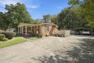 409 E Railroad St, Robersonville, NC 27871 - Photo 27