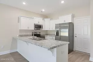 303 Coastal Reef Ct, Holly Ridge, NC 28445 - Photo 5