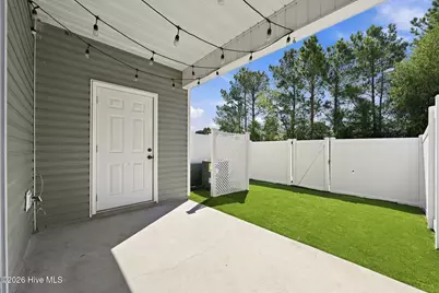 506 Oyster Rock Lane, Sneads Ferry, NC 28460 - Photo 17