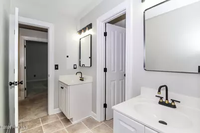 1604 Sound Watch Drive, Wilmington, NC 28409 - Photo 33
