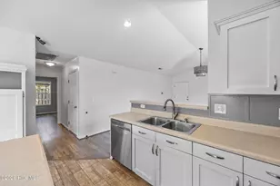 605 Brookbend Dr, Wilmington, NC 28411 - Photo 15