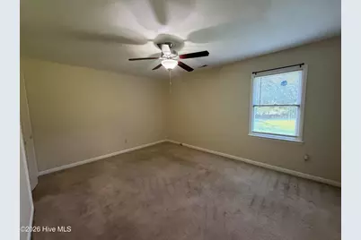 1019 Blue Leaf Place, Jacksonville, NC 28546 - Photo 9
