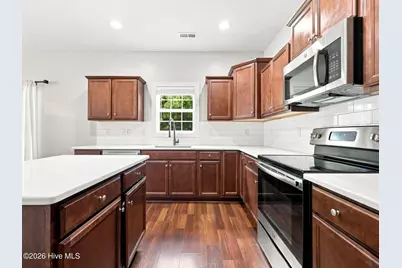 328 Aquamarine Circle, Jacksonville, NC 28546 - Photo 17