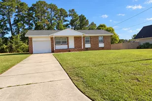 25 Yorkshire Dr, Jacksonville, NC 28546 - Photo 1
