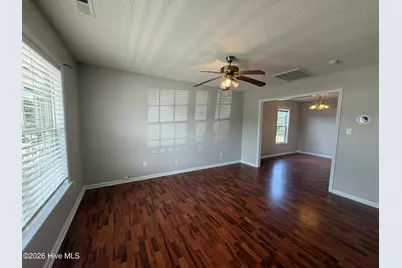 142 Forest Bluff Drive, Jacksonville, NC 28540 - Photo 3