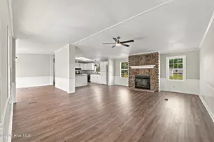 100 N Cherie Ct, New Bern, NC 28562 - Photo 9