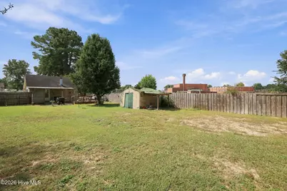 400 E 8th Street, Washington, NC 27889 - Photo 11