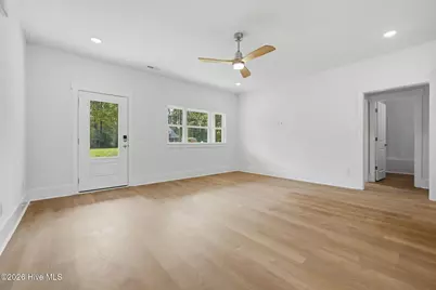 523 Woodhaven Road, Southport, NC 28461 - Photo 5