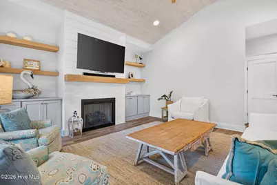 101 SE 14th Street, Oak Island, NC 28465 - Photo 7
