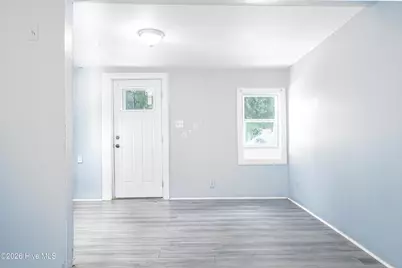 1211 Bay Street, New Bern, NC 28560 - Photo 3