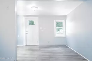 1211 Bay St, New Bern, NC 28560 - Photo 3