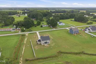 4142 Dixon Rd, Grimesland, NC 27837 - Photo 7