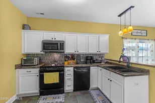 163 Crooked Run Dr, New Bern, NC 28560 - Photo 7