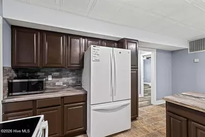211 Warren Court, Jacksonville, NC 28546 - Photo 19