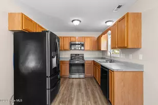 403 Huff Dr, Jacksonville, NC 28546 - Photo 11