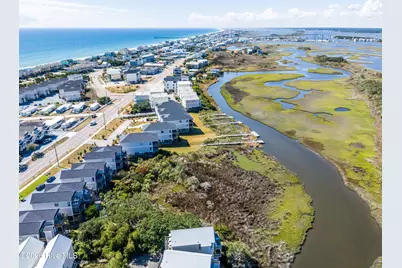 825A N New River Drive, Surf City, NC 28445 - Photo 5
