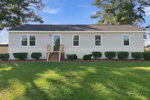 610 Lakeview Dr, Nashville, NC 27856 - Photo 1