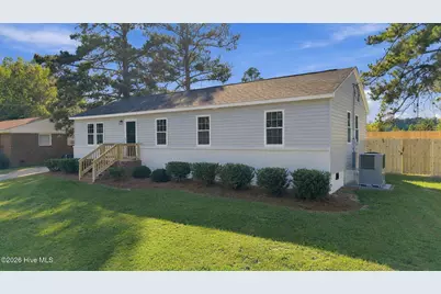 610 Lakeview Drive, Nashville, NC 27856 - Photo 5