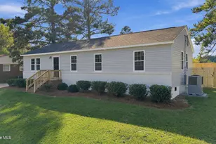 610 Lakeview Dr, Nashville, NC 27856 - Photo 5