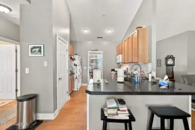 110 Crump Woods Drive, New Bern, NC 28562 - Photo 11