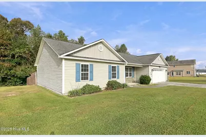 161 Southwoods Lane, Jacksonville, NC 28540 - Photo 9
