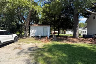 310 E Main St, Williamston, NC 27892 - Photo 27