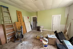 310 E Main St, Williamston, NC 27892 - Photo 5