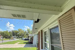 217 N Edgewood Ave, Williamston, NC 27892 - Photo 3