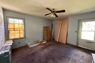 221 Faulk St, Williamston, NC 27892 - Photo 3