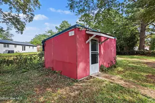 5326 Yadkin Rd, Fayetteville, NC 28303 - Photo 23