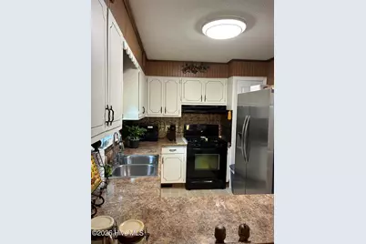 403 E Tennessee Avenue, Bessemer City, NC 28016 - Photo 21