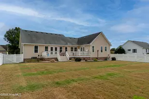156 Charleston Dr, Grandy, NC 27939 - Photo 9
