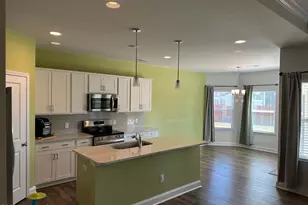 104 Harvest Mdw Xing, Jacksonville, NC 28546 - Photo 3